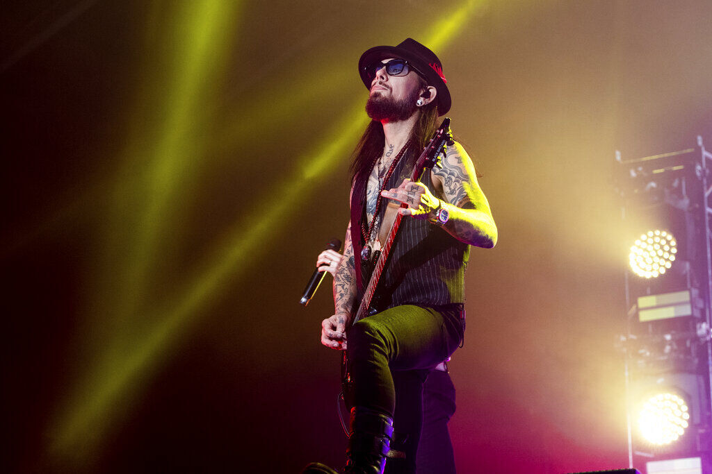 Dave Navarro